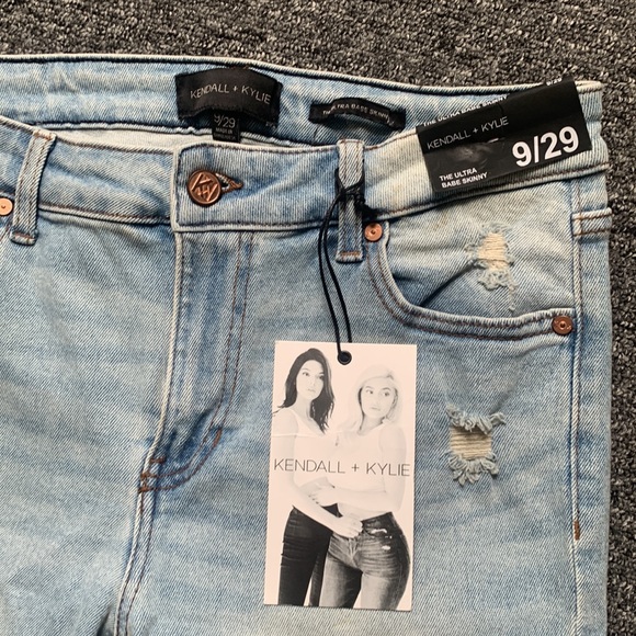 Kendall & Kylie jeans size 29 - Picture 2 of 3